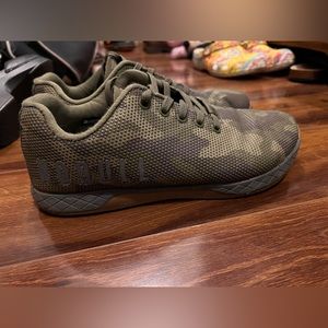 Green camo trainers
